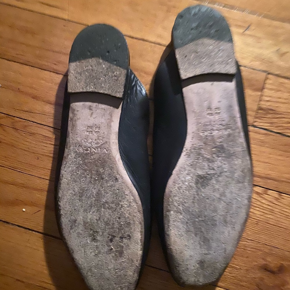 Vince Levine v-cut mule - Picture 3 of 7